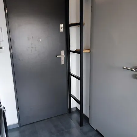 アパート Ceglany Kosciuszki 133